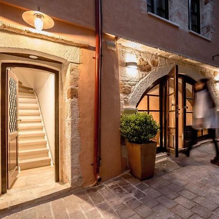 J&G Suites Chrissi Akti Chania Exterior foto